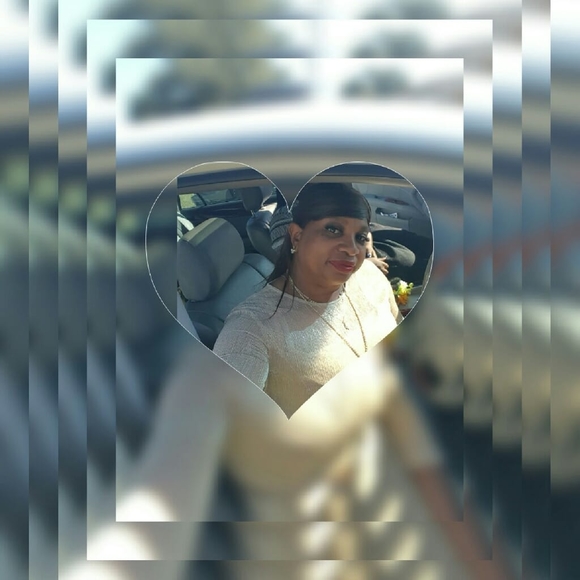 Meet your Posher, Aaronda - Picture 1 of 1